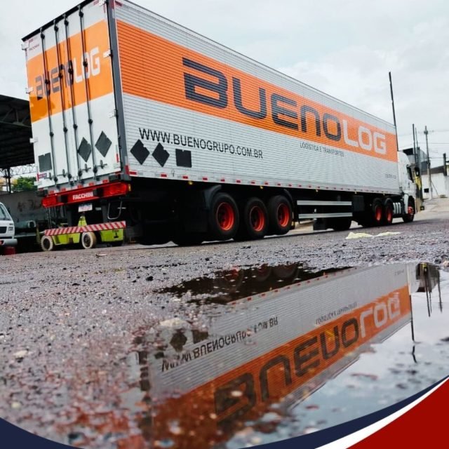 Sextou com gigante!

Resultado que salta aos olhos com a pintura completa do baú alumínio da BuenoLog. Proteção da carga, padronização da frota, valorização do implemento e destaque para a marca.

Mais uma entrega com o nosso DNA!

#PraTodosVerem -A publicação traz um carrossel de imagens mostrando um caminhão baú alumínio por diversos ângulos. O logo da empresa é nas cores laranja, branco e azul. No rodapé, a moldura da RodovTruck nas cores azul, branco e vermelho carmim e o logo nas mesmas cores no lado inferior direito.

#DescriçãoDaImagem - A imagem tem recurso de texto alternativo.

#RodovTruck #BaúAlumínio #PinturaCompleta #PadronizaçãoDeFrota #FixaçãoDeMarca  #DNARodovTruck