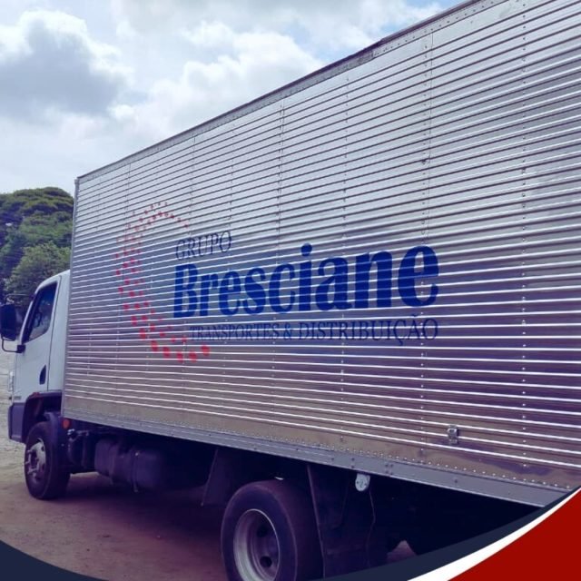 Mais um baú alumínio do Grupo Bresciane padronizado e levando nosso DNA. Destaque, visibilidade e fortalecimento da marca.

Que tal padronizar seu implemento ou frota com a gente? Basta nos chamar pelo link na Bio.

Seguimos com força total!

#RodovTruck #BaúAlumínio #PadronizaçãoDeFrota