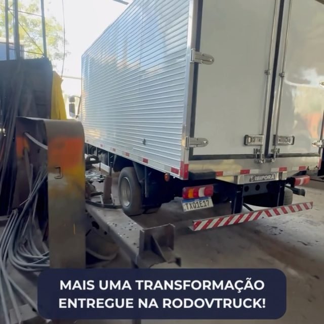 Pintura e personalização de marca concluídas com sucesso para a @ovossantamarta!

A identidade visual da sua frota é a sua melhor propaganda na estrada. 

Aqui na Rodovtruck, garantimos acabamento de alta qualidade, cores vivas e durabilidade para valorizar o seu negócio por onde você passar.

Quer renovar o visual do seu bruto? 

Fale com a nossa equipe pelo WhatsApp: (11) 91174-7891 ou acesse o link na bio!

#FrotaDeCaminhoes #IdentidadeVisual #ImplementosRodoviarios #PinturaDeCaminhao #Rodovtruck
